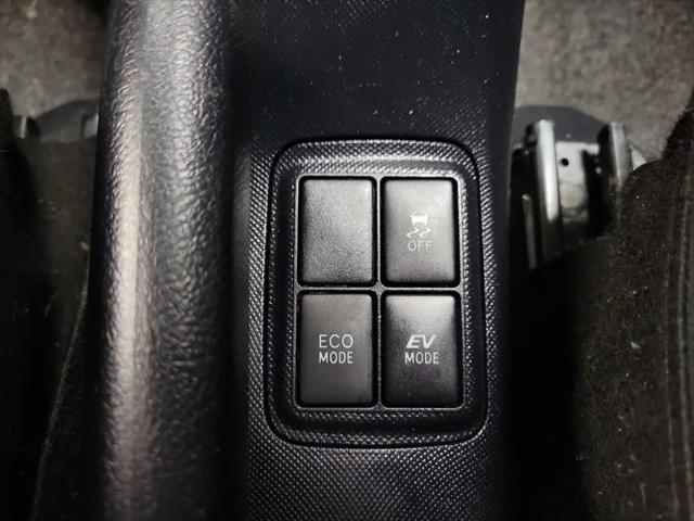 2019 Toyota Prius c L