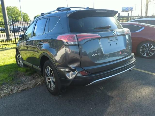 2017 Toyota RAV4 Hybrid LE Plus
