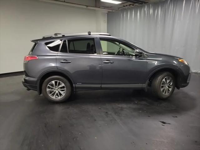 2017 Toyota RAV4 Hybrid LE Plus