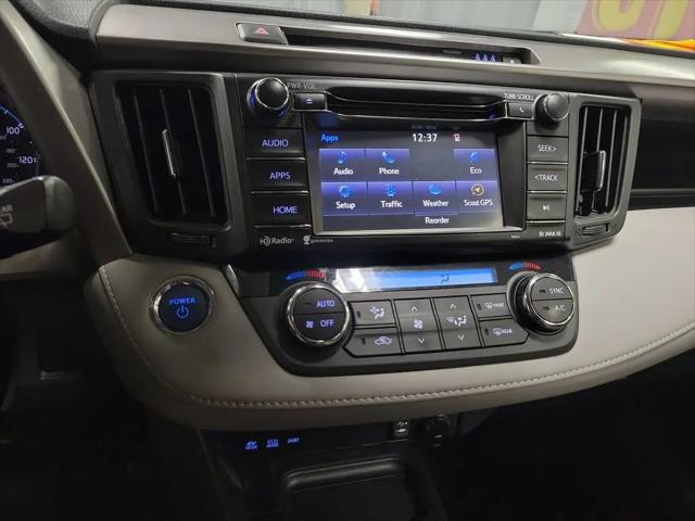 2017 Toyota RAV4 Hybrid LE Plus