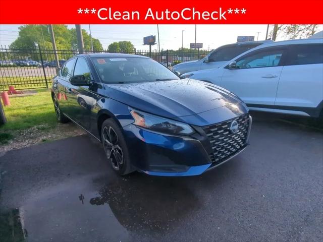 2023 Nissan Altima SR Intelligent AWD