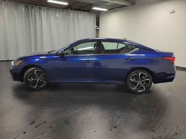 2023 Nissan Altima SR Intelligent AWD