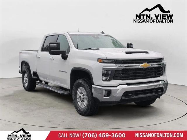 2025 Chevrolet Silverado 2500HD 4WD Crew Cab Standard Bed LT