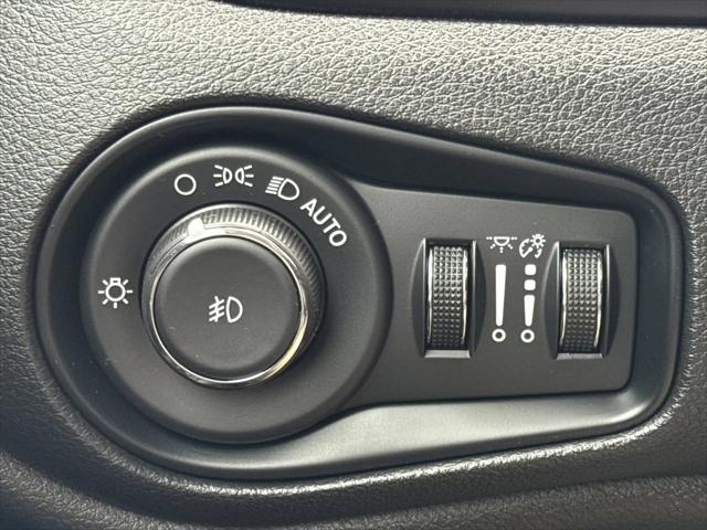 2023 Jeep Renegade Trailhawk 4x4