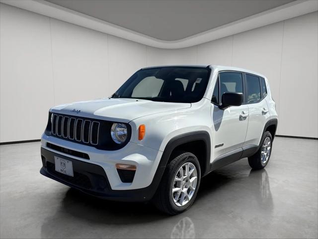 2023 Jeep Renegade Latitude 4x4 for sale in Bemidji, MN
