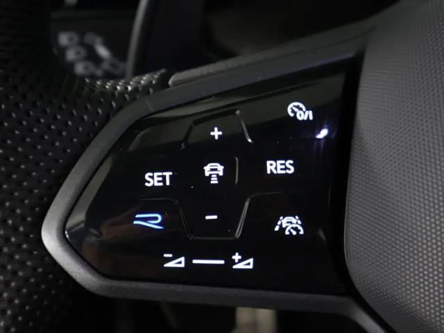 2024 Volkswagen Golf R 2.0T