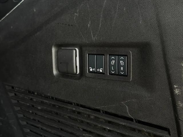 2025 GMC Yukon XL 4WD Denali