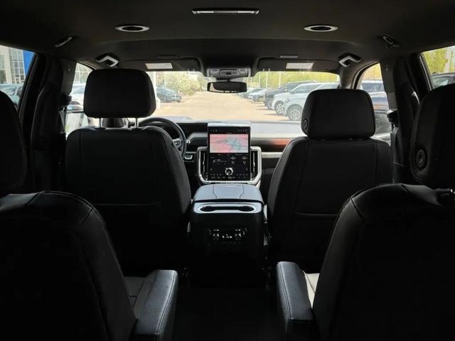 2025 GMC Yukon XL 4WD Denali