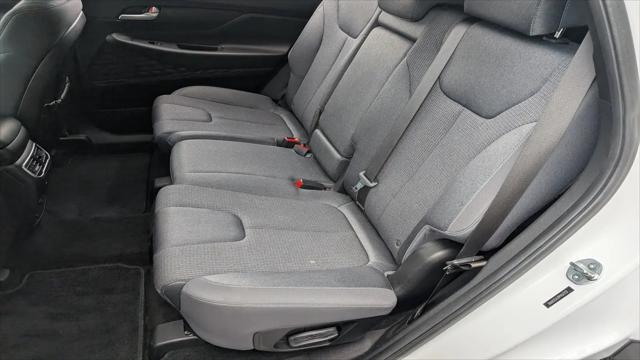2023 Hyundai Santa Fe SE