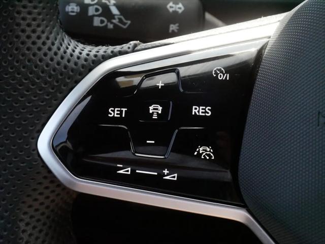 2024 Volkswagen Tiguan 2.0T SEL R-Line