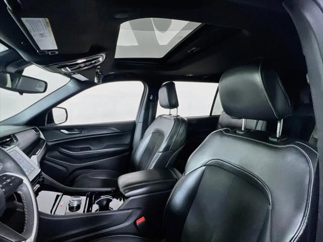 2023 Jeep Grand Cherokee L Altitude 4x4