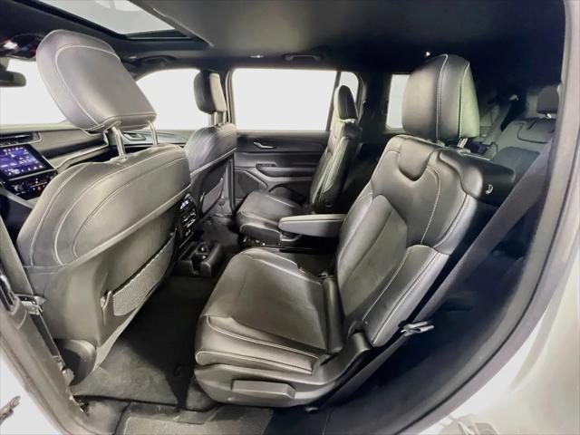 2023 Jeep Grand Cherokee L Altitude 4x4