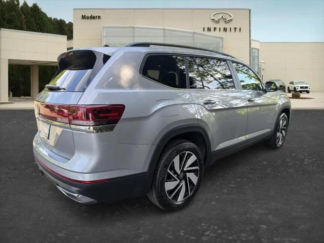 2025 Volkswagen Atlas 2.0T SE w/Technology