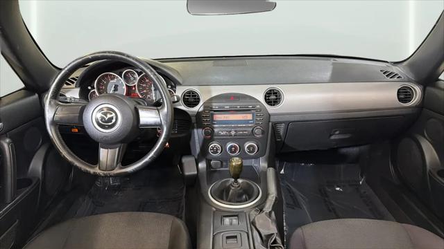 2010 Mazda MX-5 Sport
