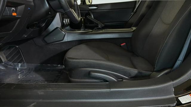 2010 Mazda MX-5 Sport