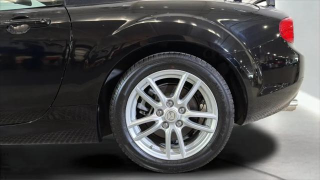 2010 Mazda MX-5 Sport