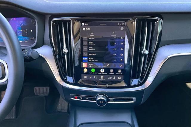 2024 Volvo S60 B5 Core Dark Theme