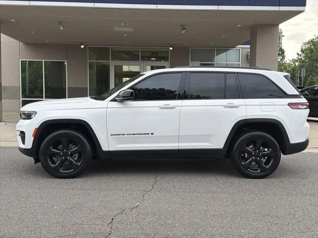 2023 Jeep Grand Cherokee Altitude 4x4