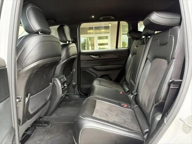 2023 Jeep Grand Cherokee Altitude 4x4