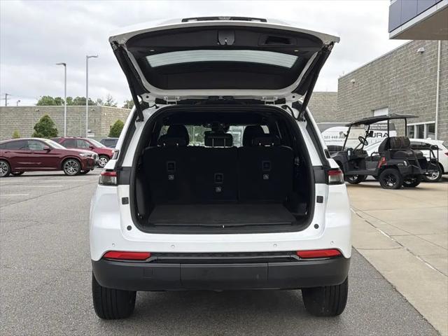 2023 Jeep Grand Cherokee Altitude 4x4