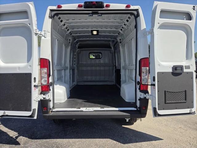2026 Ram ProMaster 2500 Cargo Van Tradesman High Roof 159" WB w/Pass Seat
