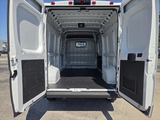 2026 Ram ProMaster 2500 Cargo Van Tradesman High Roof 159" WB w/Pass Seat