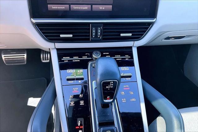 2023 Porsche Cayenne GTS