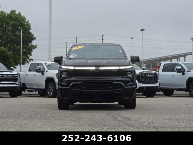 2025 Chevrolet Silverado EV RST