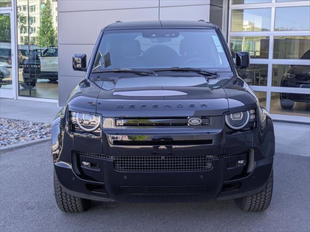 2026 Land Rover Defender P400 X-Dynamic SE