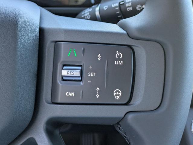 2026 Land Rover Defender P400 X-Dynamic SE