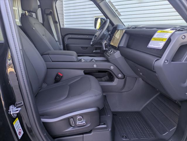 2026 Land Rover Defender P400 X-Dynamic SE