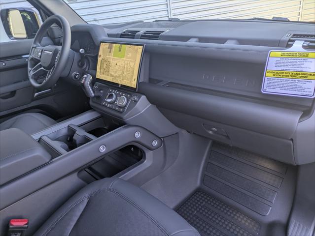 2026 Land Rover Defender P400 X-Dynamic SE