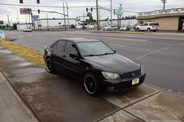 2004 Lexus IS 300 5-Speed Sedan