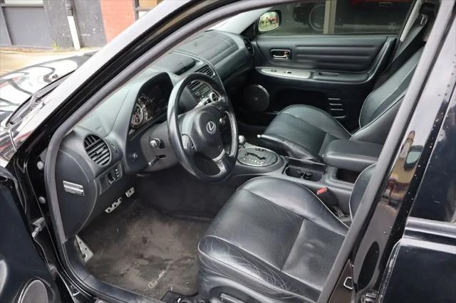 2004 Lexus IS 300 5-Speed Sedan