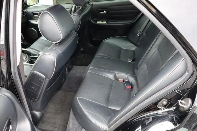 2004 Lexus IS 300 5-Speed Sedan