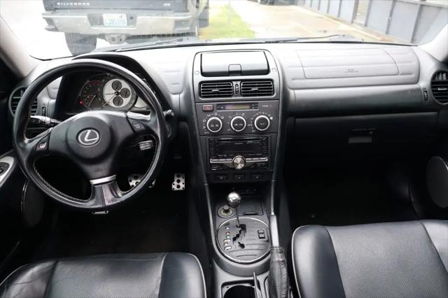 2004 Lexus IS 300 5-Speed Sedan