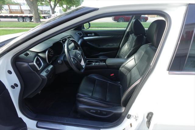2023 Nissan Maxima SV Xtronic CVT
