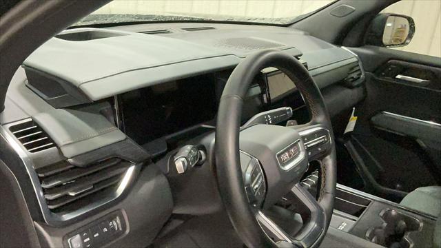 2024 GMC Acadia AWD AT4
