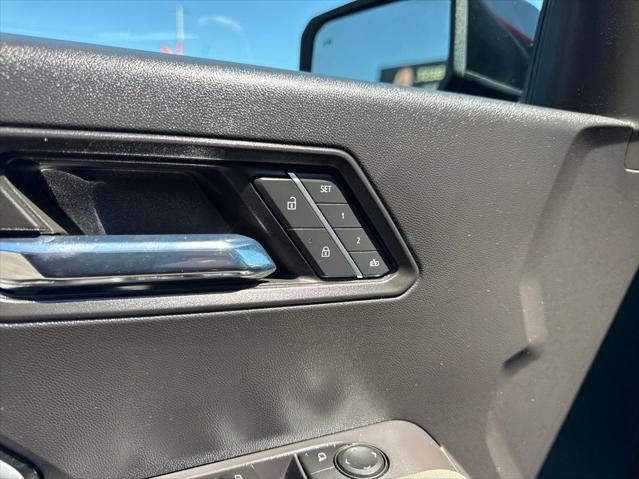 2023 Chevrolet Colorado 4WD Crew Cab Short Box ZR2