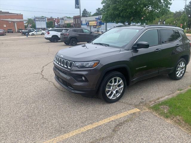 2023 Jeep Compass Latitude Lux FWD