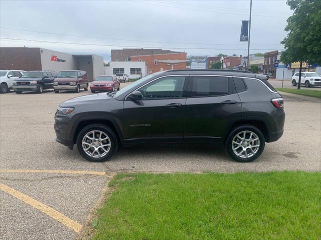 2023 Jeep Compass Latitude Lux FWD