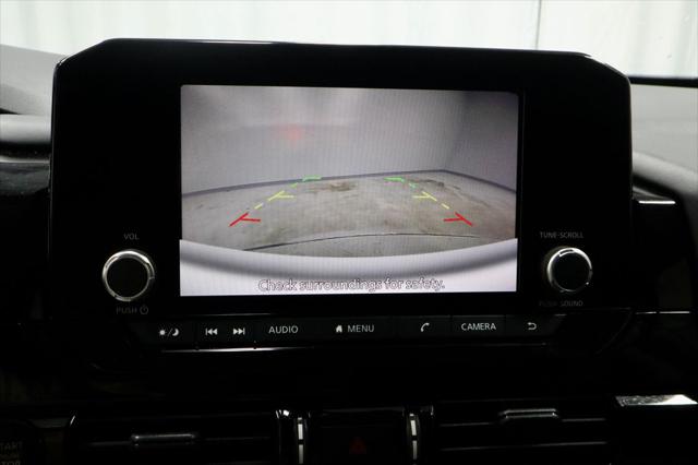 2025 Nissan Pathfinder SV 4WD