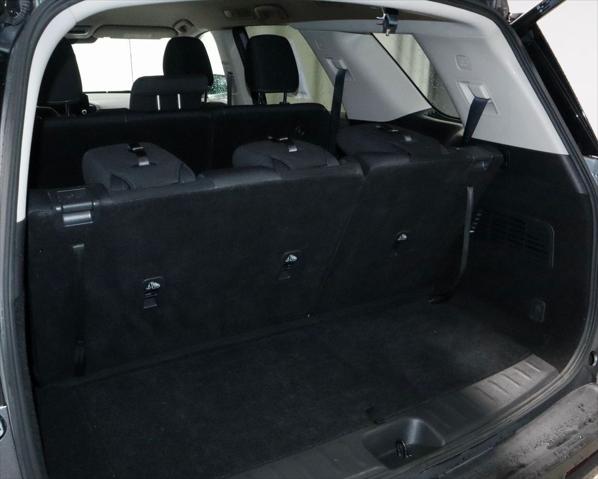 2025 Nissan Pathfinder SV 4WD