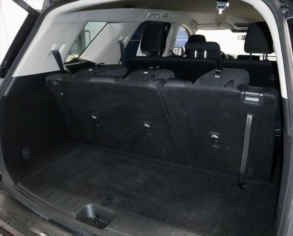 2025 Nissan Pathfinder SV 4WD
