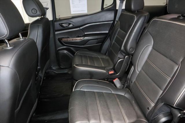 2023 GMC Acadia AWD Denali