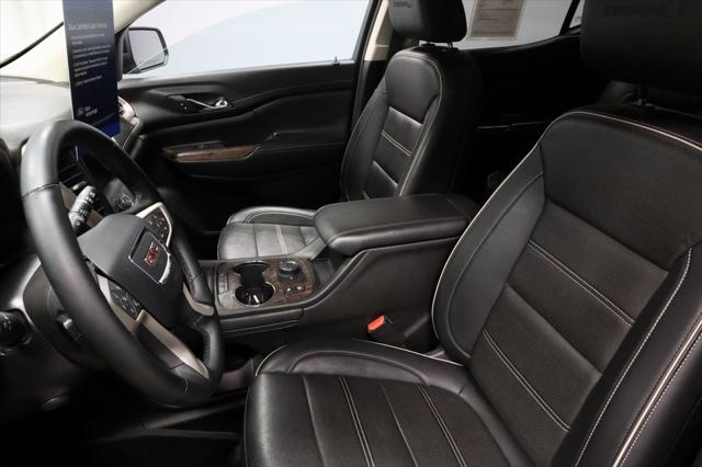 2023 GMC Acadia AWD Denali