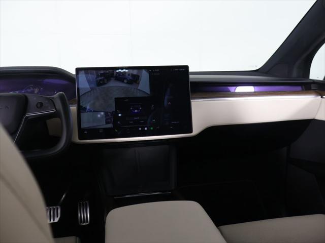 2023 Tesla Model X Standard Range