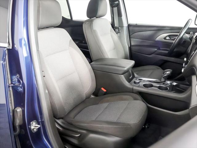 2023 Chevrolet Traverse AWD LT Cloth