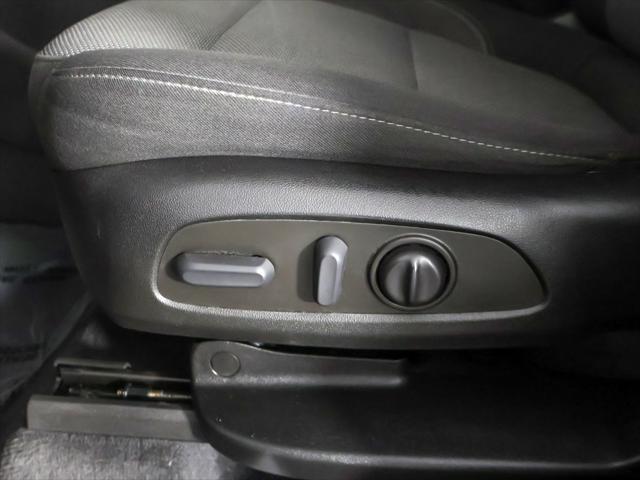 2023 Chevrolet Traverse AWD LT Cloth
