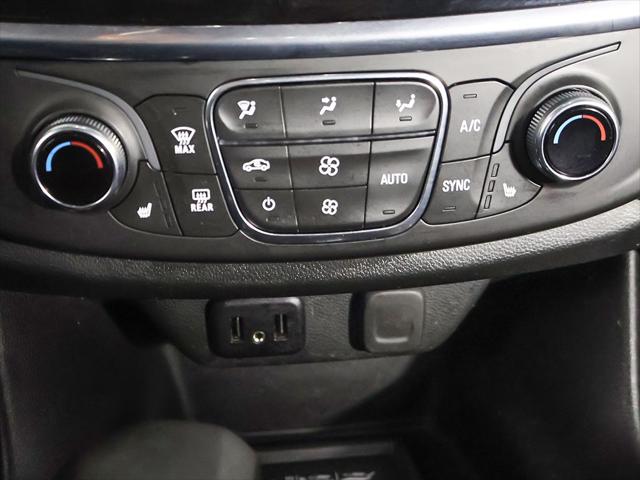 2023 Chevrolet Traverse AWD LT Cloth